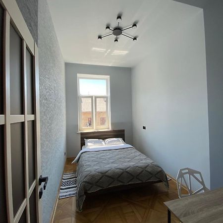 3 Bedrooms Apartment On Nasypna 3 Львів Екстер'єр фото